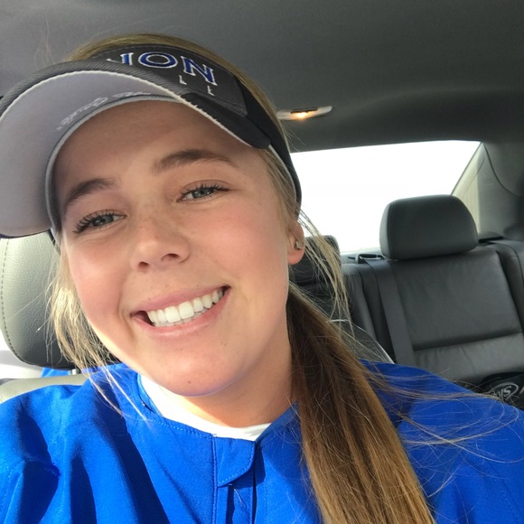 Meet your Posher, Taylor - Picture 1 of 1